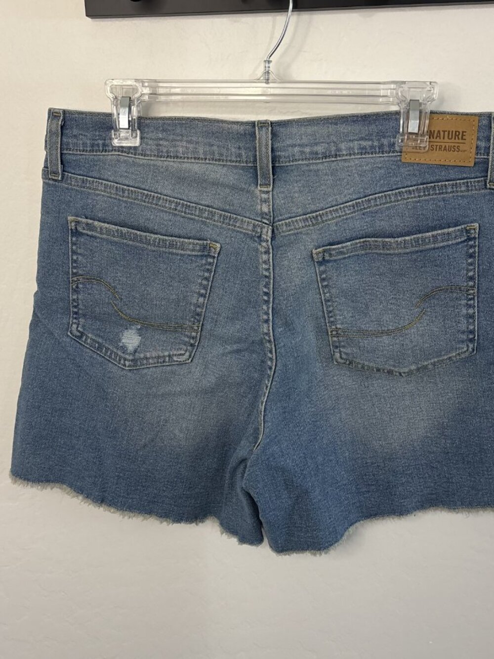 Levi Strauss Heritage High-Rise Light Wash Shorts | Size 16 - Picture 3 of 4